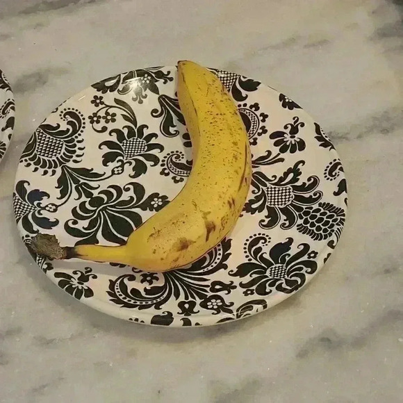 Royal Stafford 2 plates - Picture 6 of 6